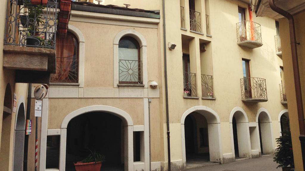 Apartament Le Joli Coin Du Passage Aosta Zewnętrze zdjęcie
