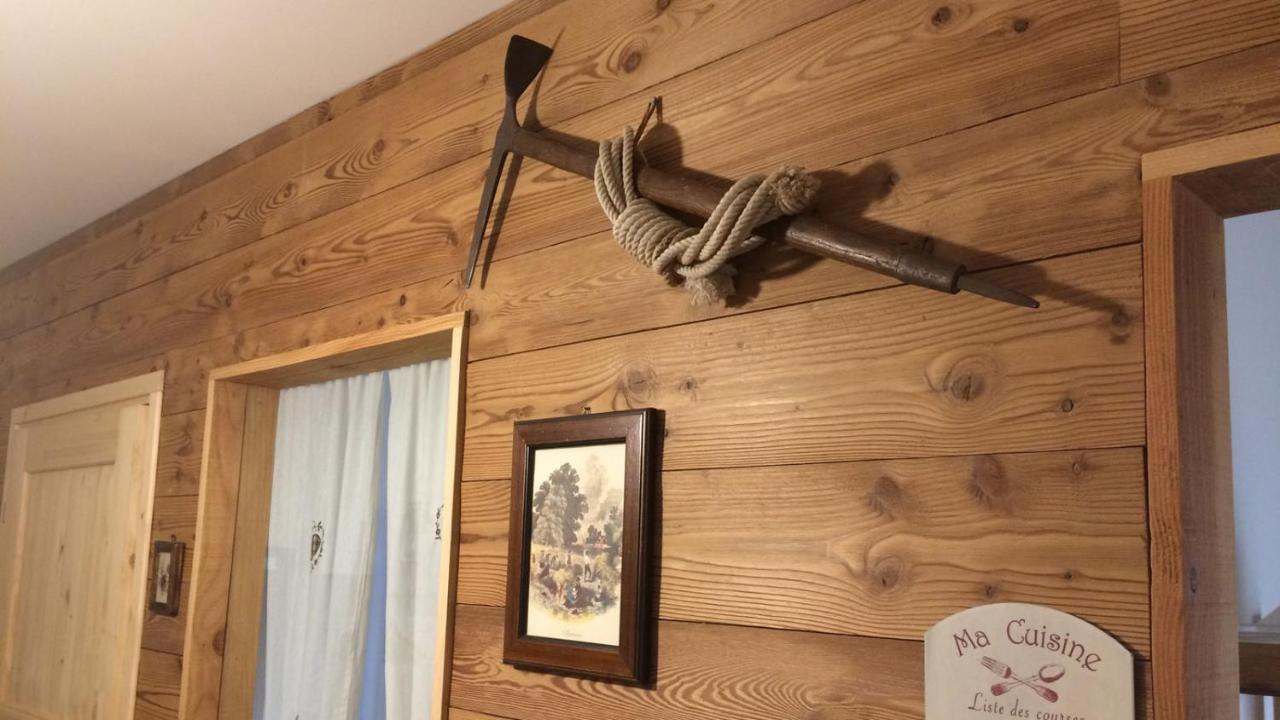 Apartament Le Joli Coin Du Passage Aosta Zewnętrze zdjęcie